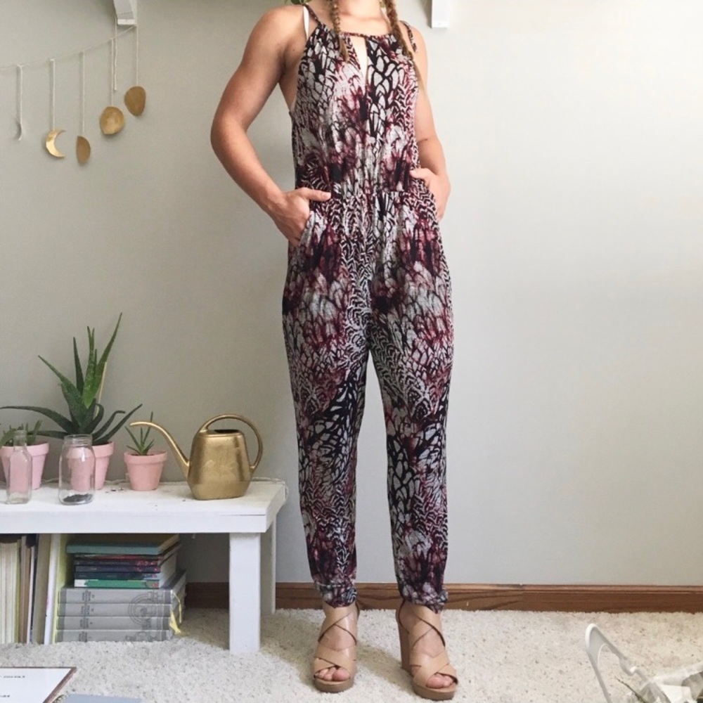 Stylish Women's Jumpsuit in Black and Red